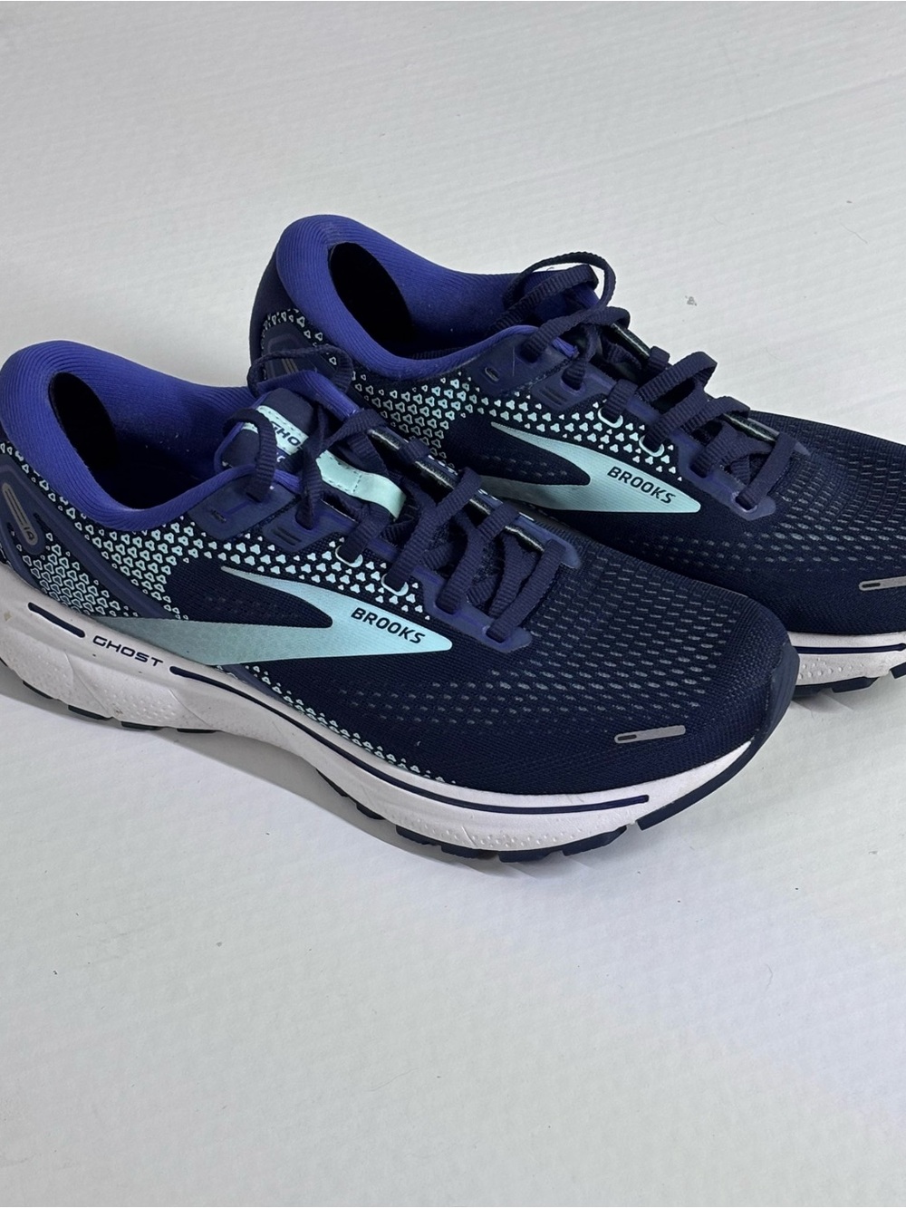 Brooks Women’s Ghost Running Tennis Shoes  10
